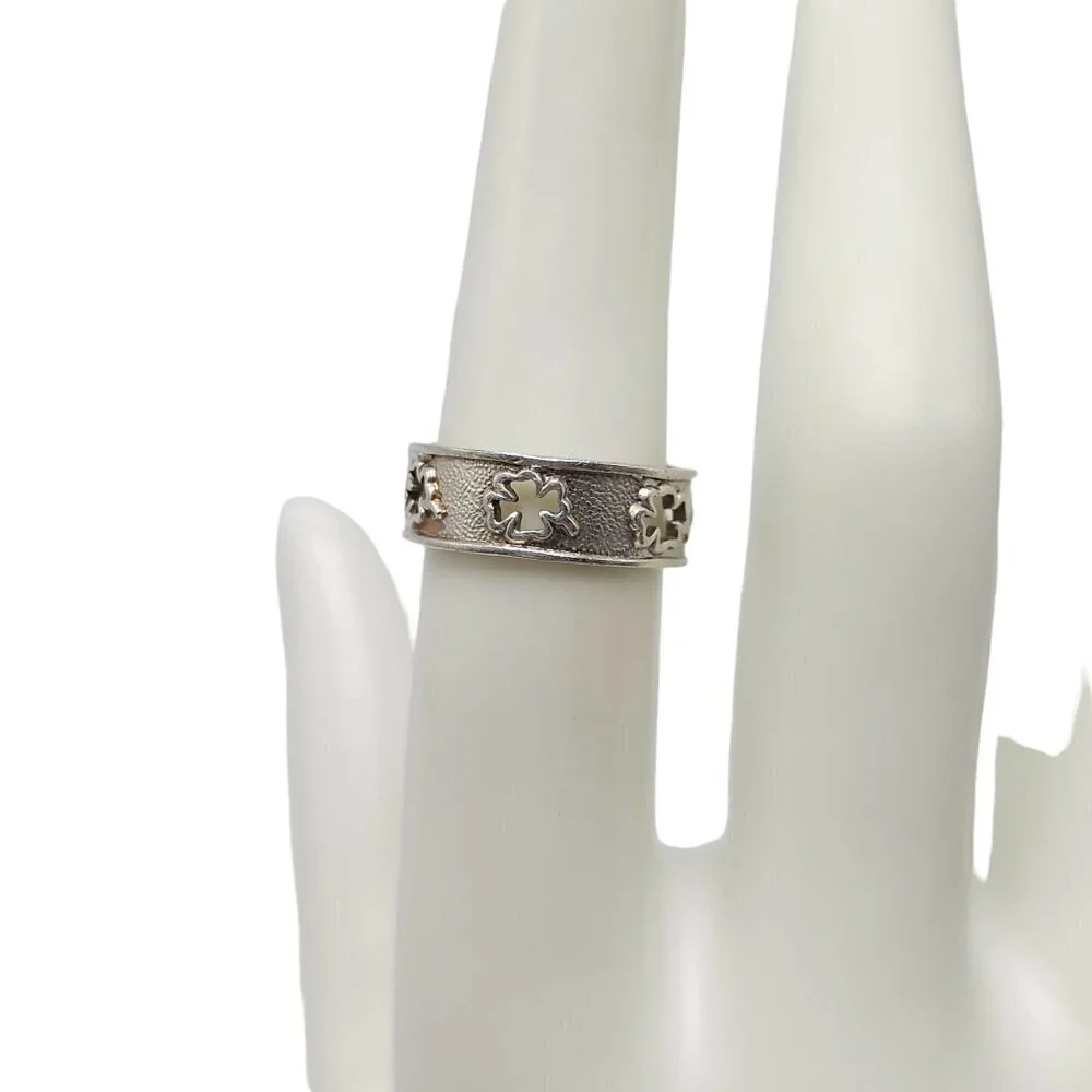 Sterling Silver Textured Four Leaf Clover Openwork Band Ring Size 6 Vintage